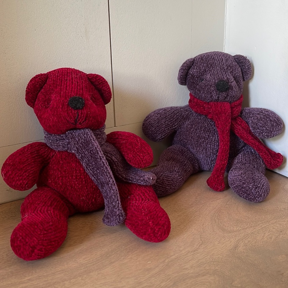 EUC Pair of Cozy Coordinated Small Pottery Barn Nicholas Bears